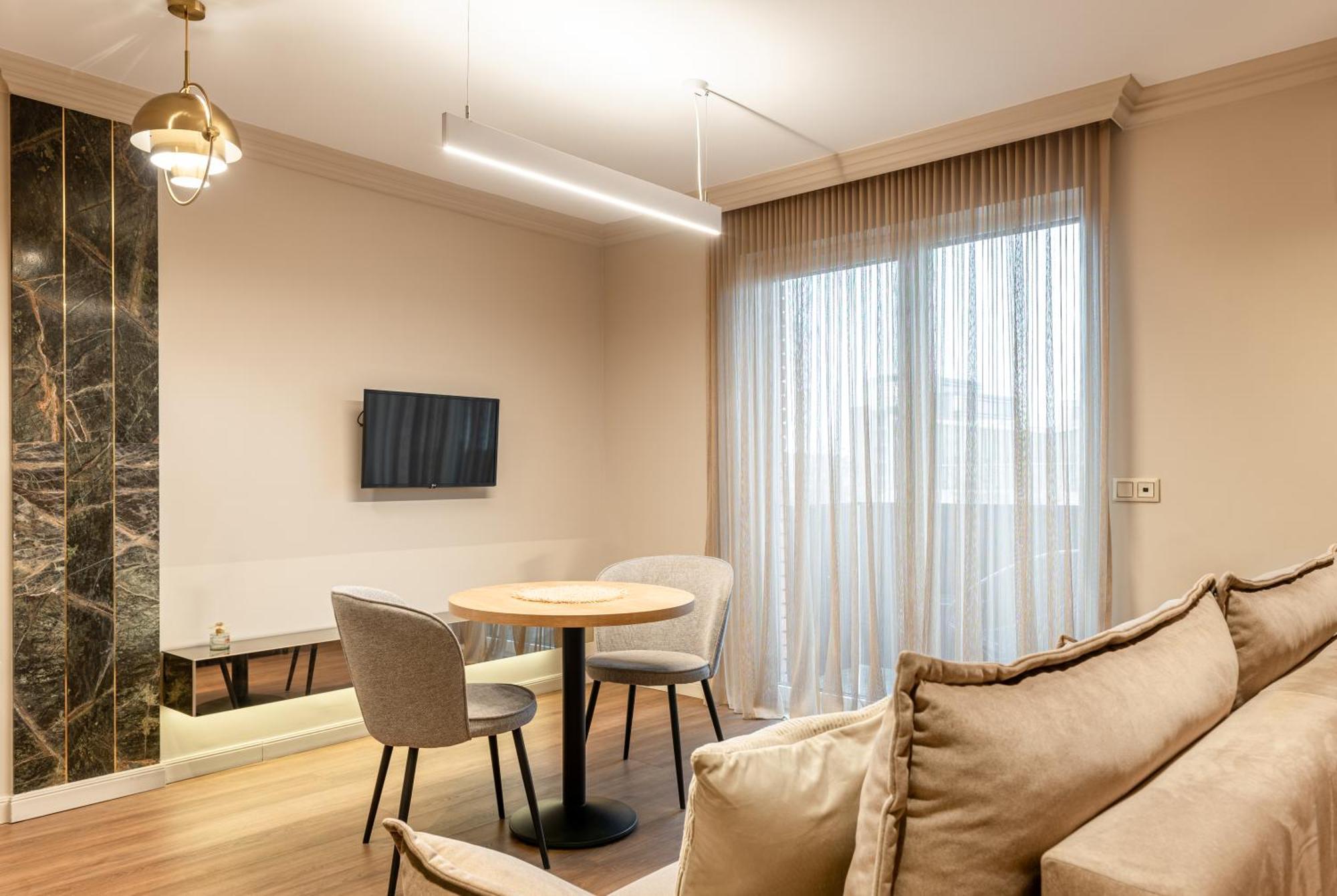 Clujstays Urban Glam Central Apartments Екстер'єр фото